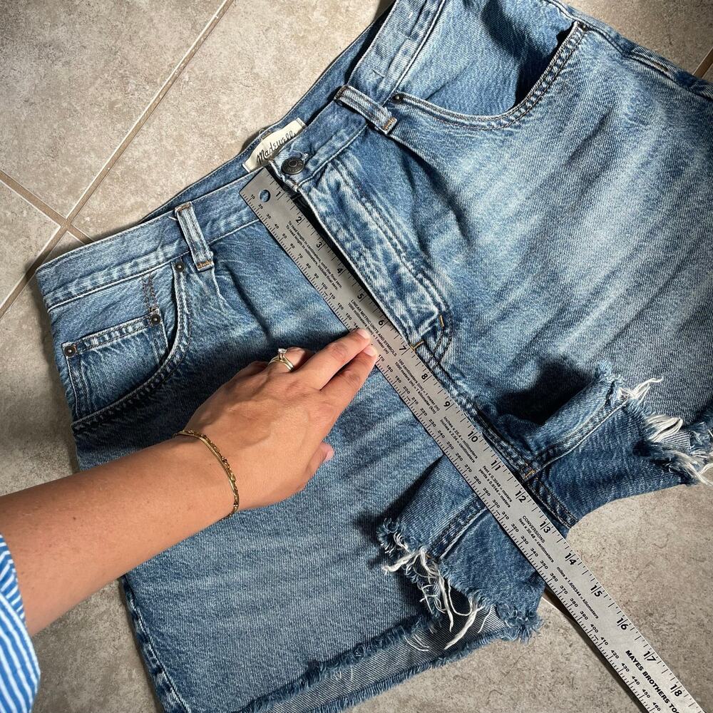 Madewell Pleated Low-Slung Shorts in Airy Denim size 29 - Picture 12 of 13